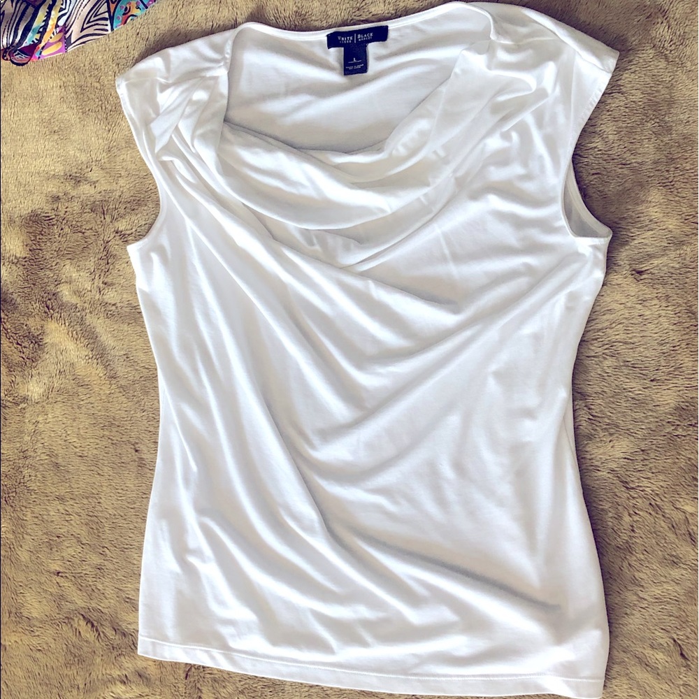 White|Black Sleeveless top L